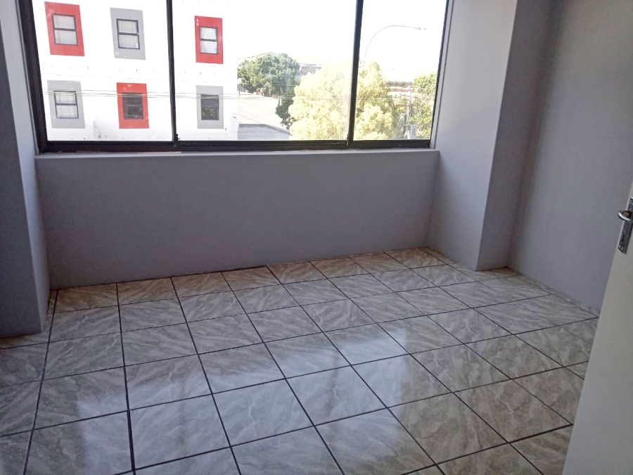 2 Bedroom Property for Sale in Parow Western Cape